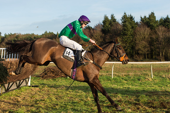 Race 6 - Novice Riders (70 of 103).jpg