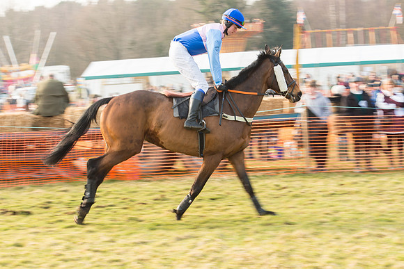 Race 4 - Novice and Veteran Riders (28 of 115).jpg