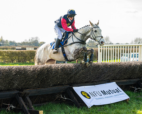 Race 4 - The Warehouse Reit Mixed Open Race  (78 of 124)