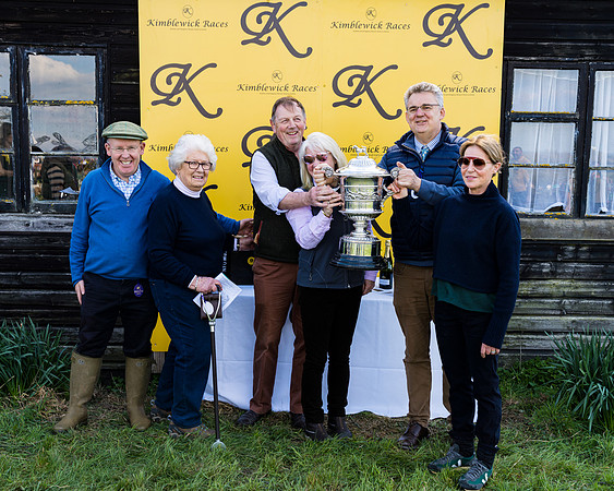 Race 4 - The Warehouse Reit Mixed Open Race  (119 of 124)