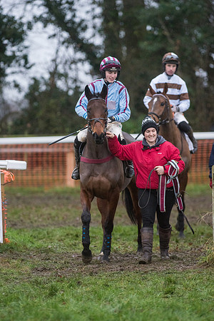 Race 8 - Young Horse Maiden  (29 of 85).jpg