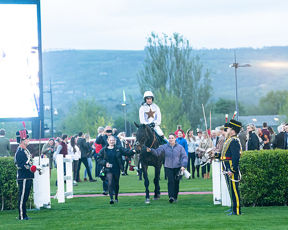 Race 7 - Gloucester Hussars Open  (103 of 154)
