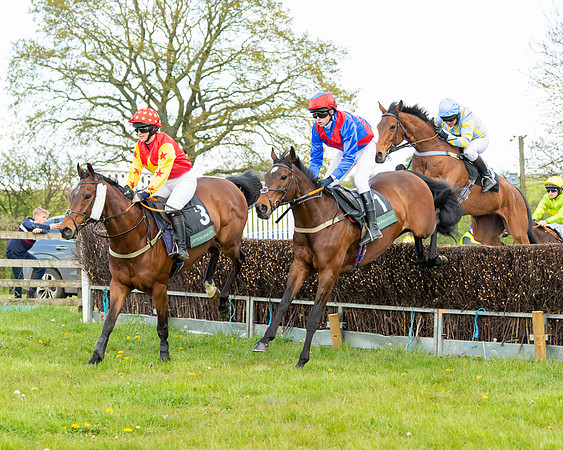 Race 5 - Novice and Veteran Riders (31 of 91)