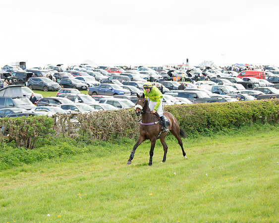 Race 5 - Novice and Veteran Riders (11 of 91)