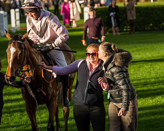 Race 5 - Mares Open  (223 of 329)