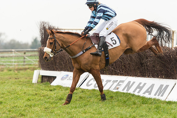 Race 4 - Ladies Open Race (92 of 96).jpg