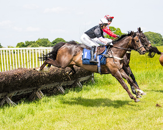 Race 1 - The Little Red owner Trainer conditions (165 of 345)