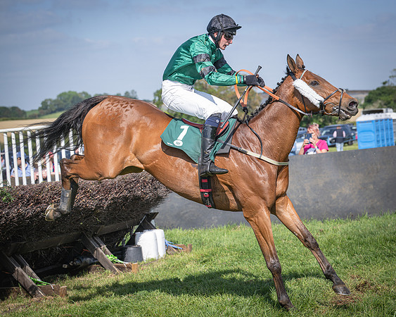 Race 4 - Novice Riders Final (50 of 97)