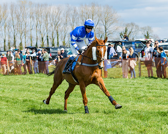 Race 3 -The Richardsons Accountants Conditions Race for Novice Riders  (49 of 154)