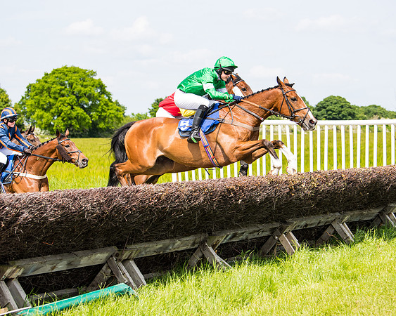Race 1 - The Little Red owner Trainer conditions (153 of 345)