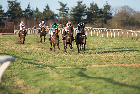 Race 6 - Novice Riders (59 of 103).jpg