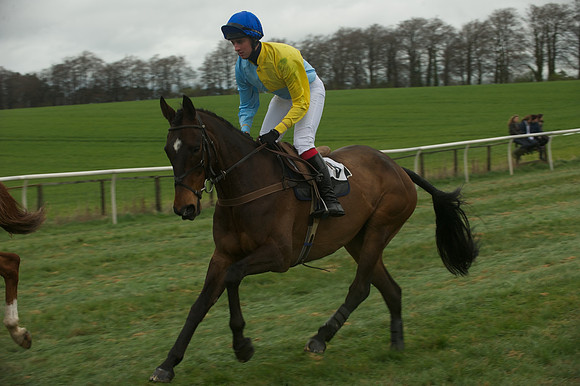 Race 2 - Confined 29