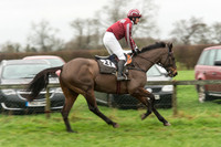 Race 4 - Novice Riders Race (27 of 144).jpg