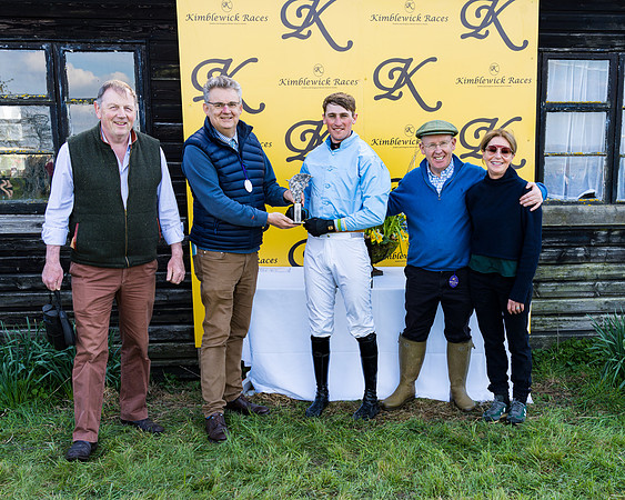 Race 4 - The Warehouse Reit Mixed Open Race  (123 of 124)