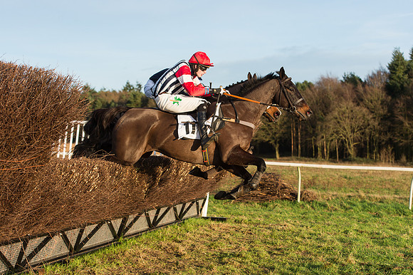 Race 6 - Novice Riders (66 of 103).jpg