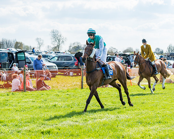 Race 3 -The Richardsons Accountants Conditions Race for Novice Riders  (4 of 154)