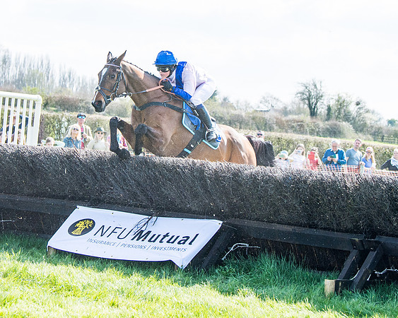Race 3 -The Richardsons Accountants Conditions Race for Novice Riders  (97 of 154)
