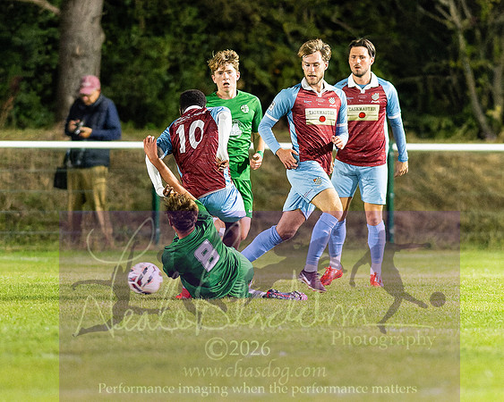 Holmer Green 3 [7]v 3[6] Chesham United (101 of 490)
