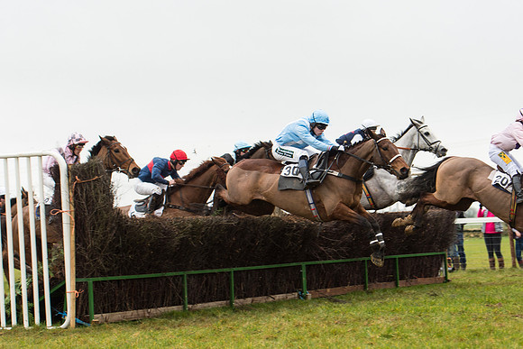 Race 3 - Novice Riders Race (97 of 150).jpg