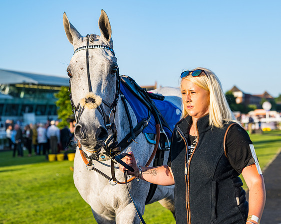 Race 6 - Restricted  (14 of 200)