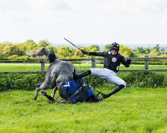 Race 5 - 2m5f Maiden (111 of 144)
