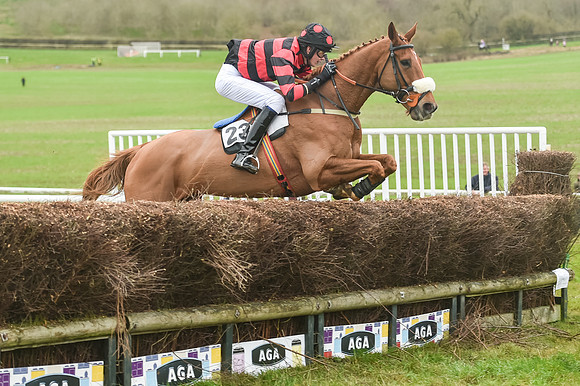 Race 1 - Novice Riders (75 of 86).jpg