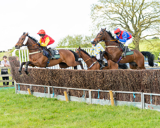 Race 5 - Novice and Veteran Riders (47 of 91)