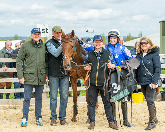 Race 2 - ROR and veteran Horse Conditions race (67 of 77)
