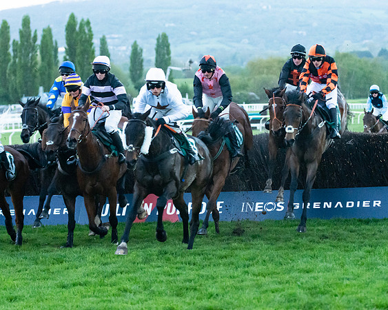 Race 7 - Gloucester Hussars Open  (15 of 154)