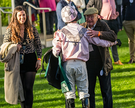 Race 5 - Mares Open  (255 of 329)