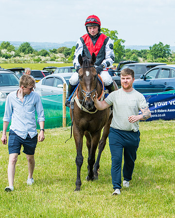 Race 1 - The Little Red owner Trainer conditions (279 of 345)