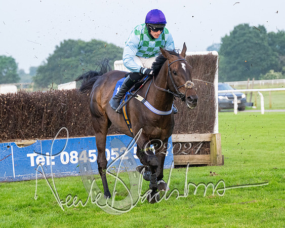 Race 5 - Peter Wright Handicap (59 of 117)