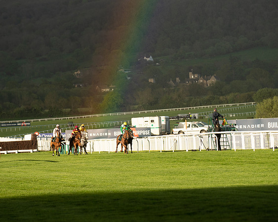Race 5 - Mares Open  (76 of 329)