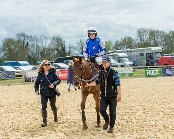 Race 2 - ROR and veteran Horse Conditions race (61 of 77)