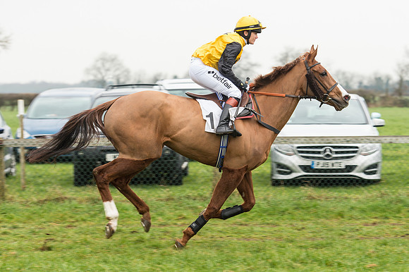 Race 4 - Ladies Open Race (44 of 96).jpg