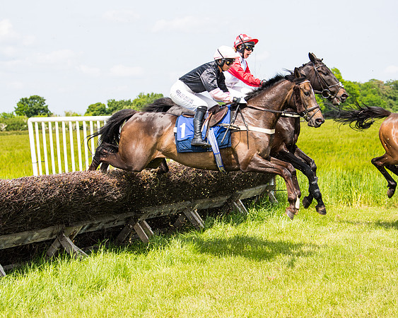 Race 1 - The Little Red owner Trainer conditions (164 of 345)