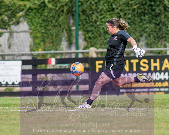 Royston Town 3 v 2 Chesham United (41 of 496)