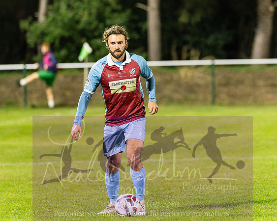 Holmer Green 3 [7]v 3[6] Chesham United (88 of 490)