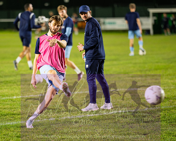 Holmer Green 3 [7]v 3[6] Chesham United (65 of 490)