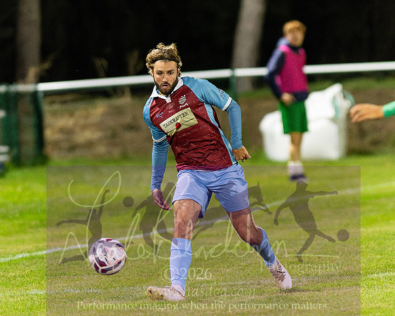 Holmer Green 3 [7]v 3[6] Chesham United (86 of 490)