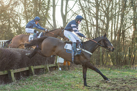 Race 6 - Open Maiden Div 1 (36 of 83).jpg