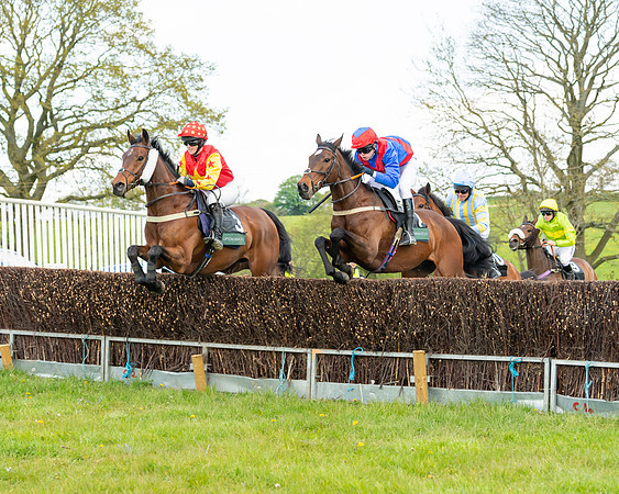Race 5 - Novice and Veteran Riders (27 of 91)