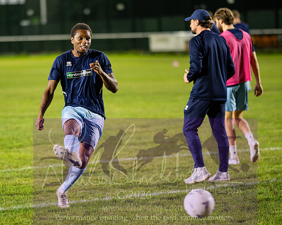 Holmer Green 3 [7]v 3[6] Chesham United (67 of 490)