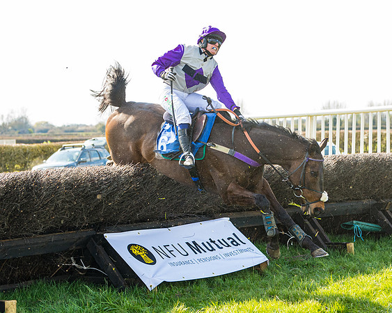 Race 4 - The Warehouse Reit Mixed Open Race  (74 of 124)