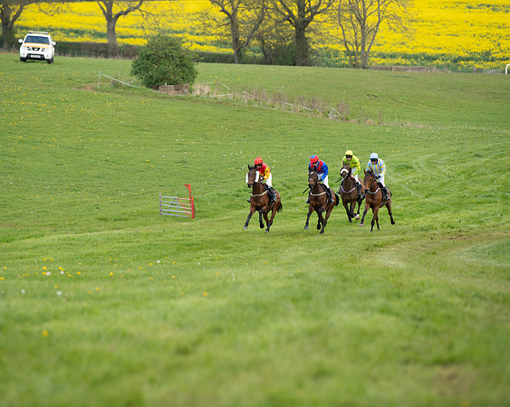 Race 5 - Novice and Veteran Riders (14 of 91)