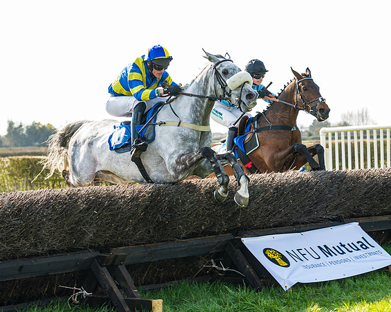 Race 4 - The Warehouse Reit Mixed Open Race  (52 of 124)