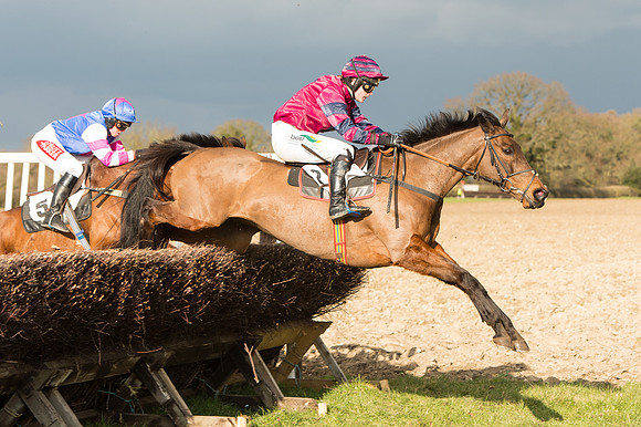 Race 4 - Ladies Open (57 of 100).jpg