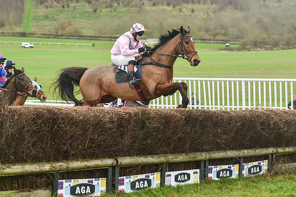 Race 1 - Novice Riders (46 of 86).jpg