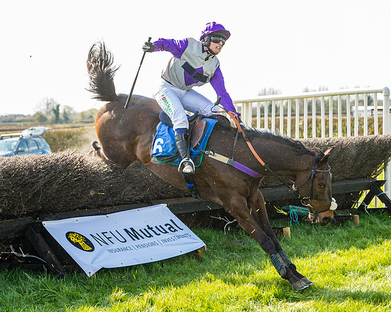 Race 4 - The Warehouse Reit Mixed Open Race  (75 of 124)