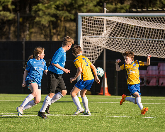 Under 12s --32